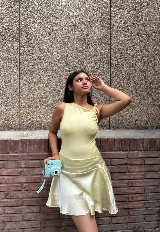 pass the dessert mini skirt